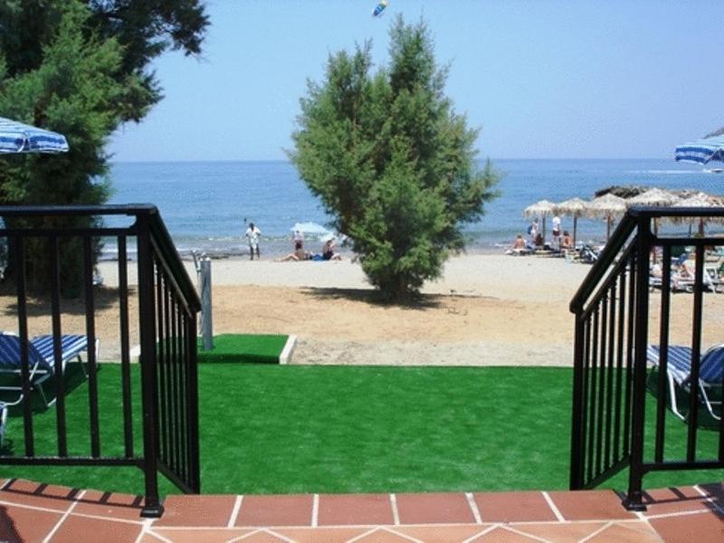 Margarita Beach Hotel Agia Marina Exteriör bild