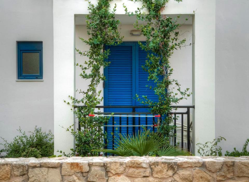 Margarita Beach Hotel Agia Marina Exteriör bild